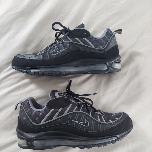 Nike Air Max 98 Men's Black Sneakers Size 10 - Picture 3 of 8
